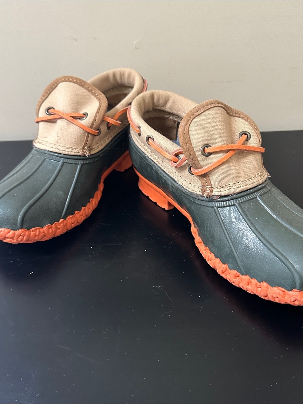 L.L. Bean Duck Bean Boots in Olive Green Orange Accents Women’s 7